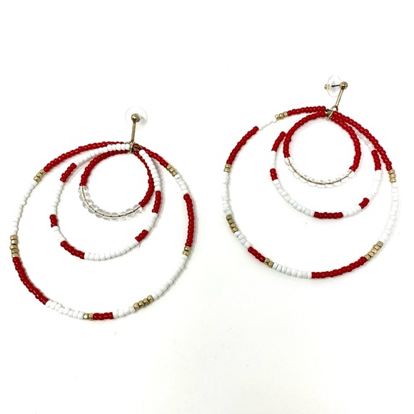 New Free People Landslide Layered Earrings Beaded Hoops White Red Gold - Picture 1 of 10
